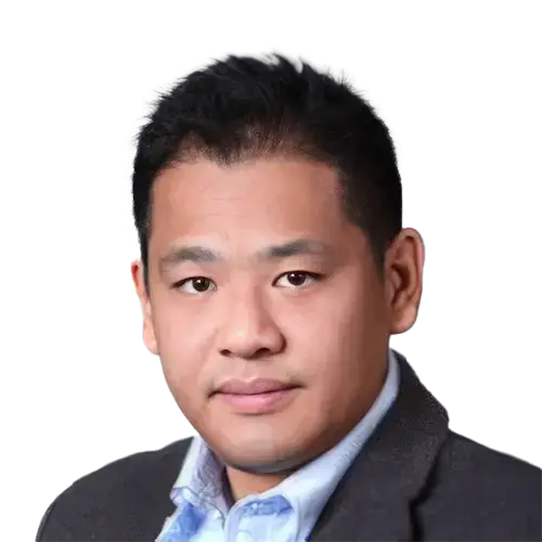 bust photo of Andrew Lee